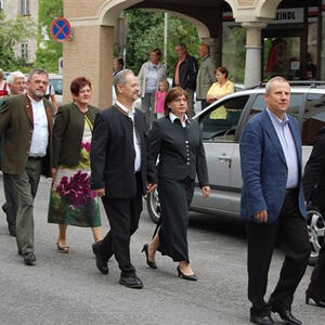 Trachtensonntag mit Ehejubilaren