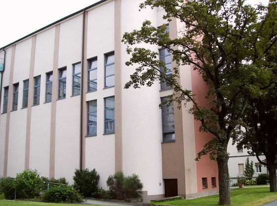 Außenansicht der Kirche / © Kreuzschwestern Linz Außenansicht der Kirche