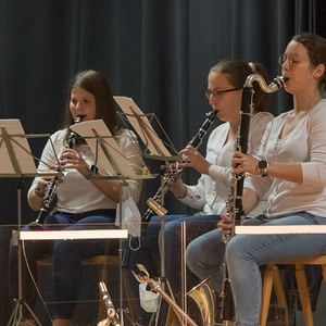 Gedenkfeier an die Opfer des ehemaligen KZ Außenlagers Ternbergzum Thema „Menschlichkeit ohne Grenzen“Bild: Bläser-Ensemble des MV TernbergFoto: Haijes 