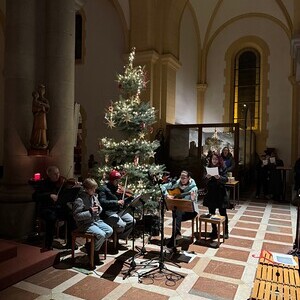 Vorweihnachtliche Kinderfeier