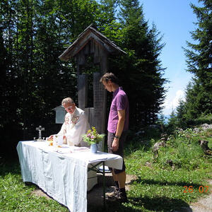 Gemeinsame Bergwanderung und Bergmesse