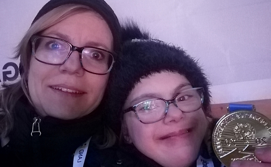 Dana und Birgit Stiftinger-Schatz bei Special Olympics. Dana holte ich den ersten Plaz in ihrer Gruppe .