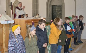 Erstkommunionkinder stellen sich vor