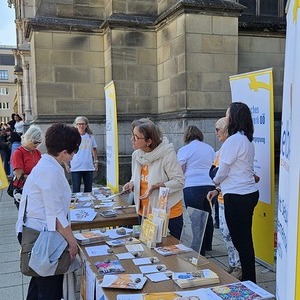 Beratung beim Infostand