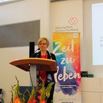 Paula Wintereder eröffnet die Diözesankonferenz mit ihrer Begrüßung