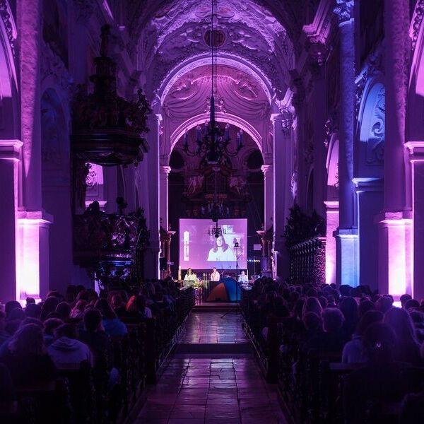 Am Samstag, 18. April, fand in der Stiftskirche Baumgartenberg und im Europagymnasium Baumgartenberg die dritte und letzte der regionalen Spirinights 2026 statt.