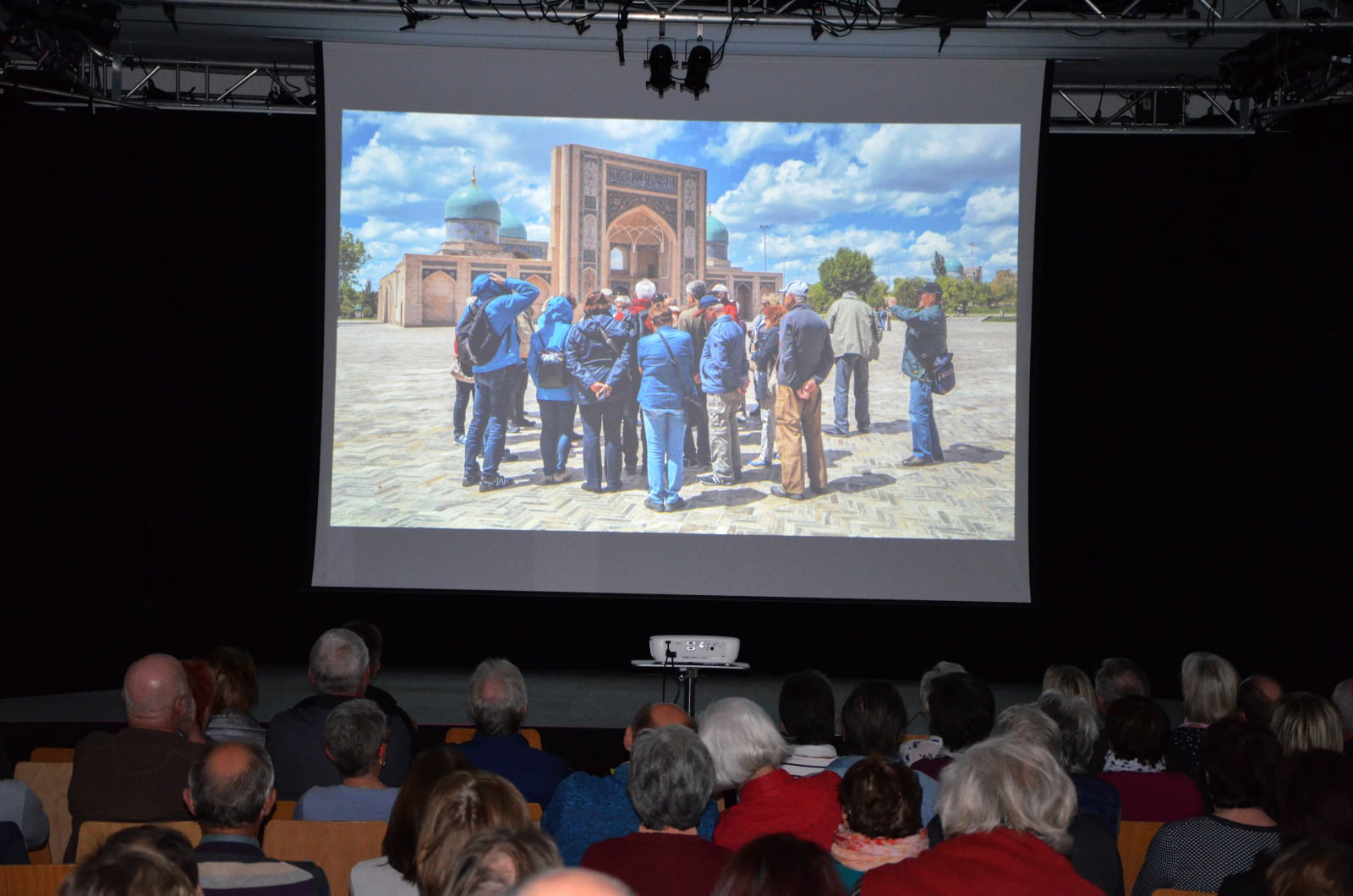 USBEKISTAN und seine Menschen / fhuemer Hans Ledermüller - USBEKISTAN und seine Menschen