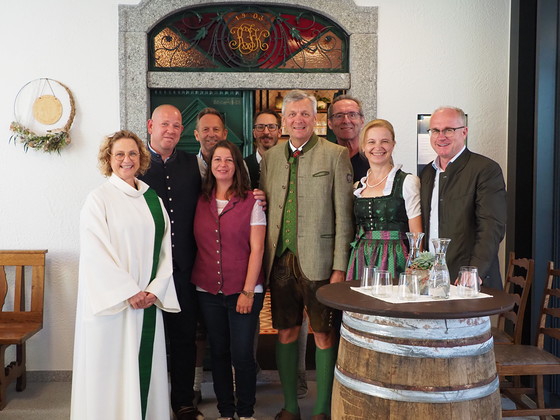 Eröffnung Pollhamerhof Gastronomie / BezirksRundSchau Eröffnung Pollhamerhof Gastronomie