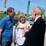 Bischofsvikar Willi Vieböck zu Besuch beim Salzkammergut-Bauernmarkt in Kleinreith