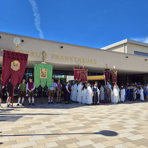 2. Altar beim Schulzentrum
