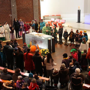 Faschingskindermesse und Pfadfinderfrühschoppen