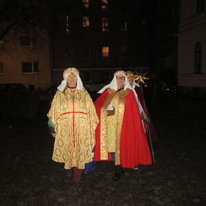 Pfarre Linz-Hl. Familie - Sternsinger unterwegs