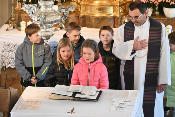 Vorstellung der Erstkommunionkinder Pramet 2024