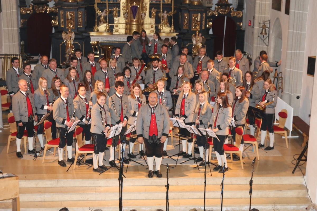 MV-Ottnang-Manning und Kirchenchor Ottnang in Concert