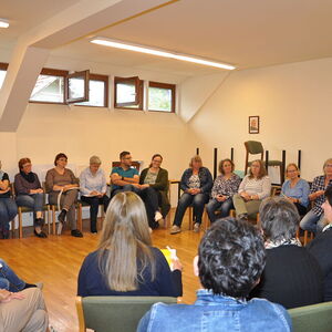 In großen und kleinen Runden wurde Diskutiert und Gearbeitet.