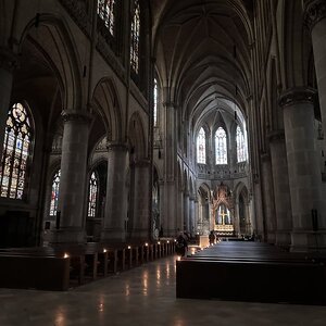 Die Morgenmeditation im Mariendom