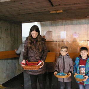 Vorstellungsmesse der Firmkandidaten und Erstkommunionkinder