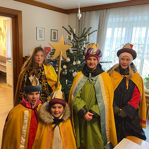 Herzliche Aufnahme in den Häusern