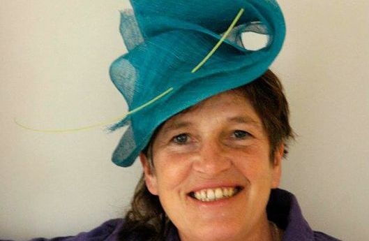 Hutmacherin Susanne Dullinger