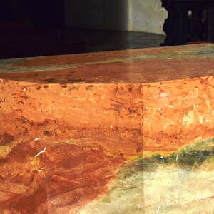 ... und leere Altäre ...