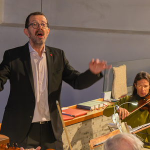 Festgottesdienst, musikalische Umrahmung durch Kirchenchor und Orchester, Leitung Klaus Gruber