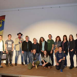 MODENSCHAU und Informationen über ökologisch und fair hergestellte Kleidung 