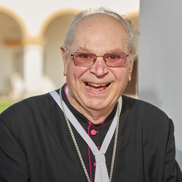 Propst em. Konsistorialrat Eberhard Vollnhofer