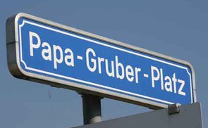 Papa Gruber Platz heute