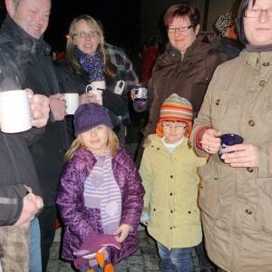 Kinderfeier und Abendmesse mit Adventkranzweihe