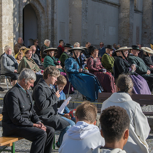 Erntedank Feier in der Pfarre Kirchdorf/Krems mit Pfarrer P. Severin Kranabitl am KirchenplatzFoto: Jack Haijes 