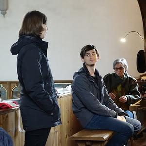 Franziska Leuschner mit einem Teilnehmer beim Ökumenischen Orgelseminar in Ungenach