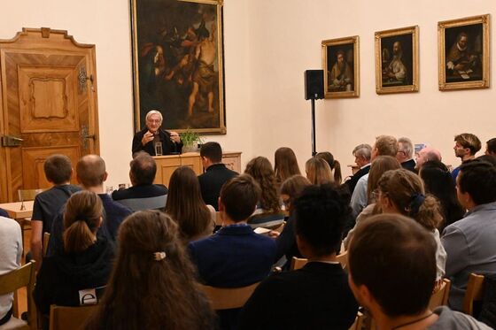 Altkanzler Schüssel besuchte 'Treffpunkt Benedikt'