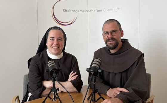 Sr. Helena Fürst und Br. Karl Schnepps / © ÖOK / Elisabeth Mayr-Wimmer „Orden on Air' mit Sr. Helena Fürst