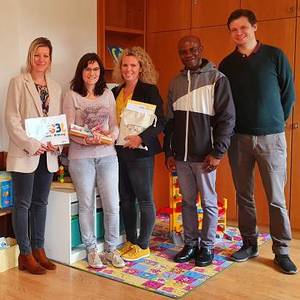 V.l.n.r.: Stephanie Millinger, Sabine Perhab, Romana Hangl-Huemer, Pfarrer Christian Ojene, Christian Schneeberger