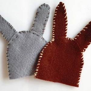 11 fertig genähte Häschen