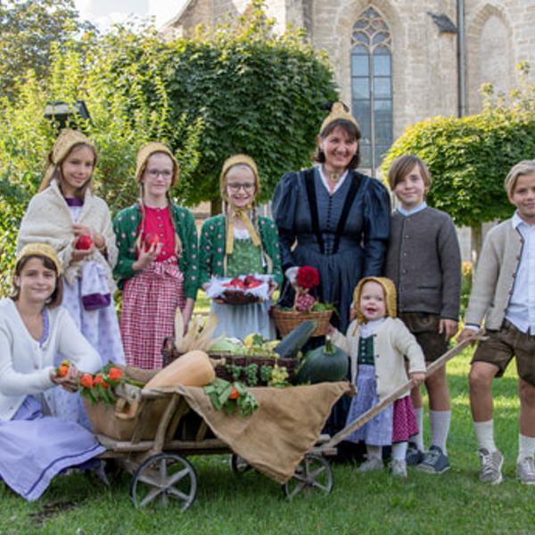 900 Jahre sind vergangen, seitdem die Kirchdorfer Kirche geweiht wurde. Mit einem großen Pfarrfest und Erntedank fanden die Jubiläumsfeiern ihren Höhepunkt und Abschluss.