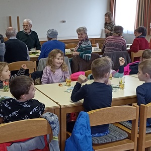 Pfarrfrühstück mit Kindergartenkindern am 9. Dezember 2022