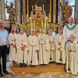 unsere neuen MinistrantInnen 2024