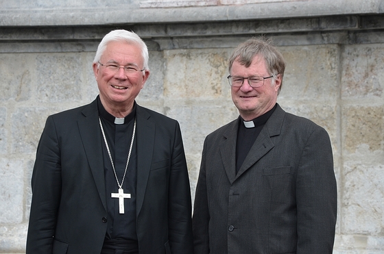 Der neue Vorsitzende der Bischofskonferenz Erzbischof Franz Lackner (l.) und sein Stellvertreter Bischof Manfred Scheuer