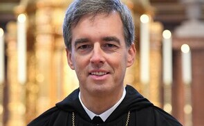 Abt wirbt auf Instagram für Theologiestudium