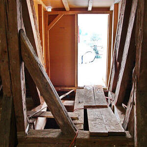 erste Fotos von der Dachstuhlsanierung