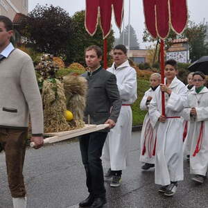Erntedankfest in Untergeng mit Jubelpaare