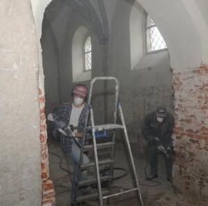 Ausräumen und Mauerwerksarbeiten, Boden