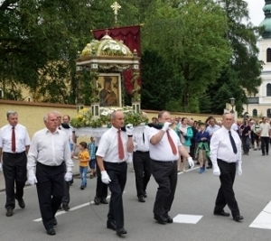 Erster Festgottesdienst mit Bischof Ludwig
