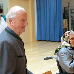 Seniorennachmittag mit Maiandacht