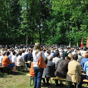 Gedenkfeier 200 Jahre Schlacht um Ebelsberg im Schloßpark
