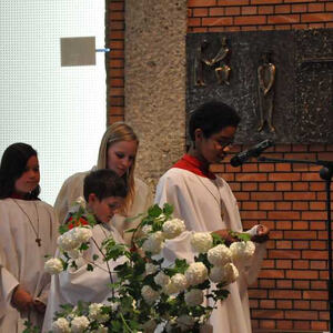 Ministranten Maiandacht