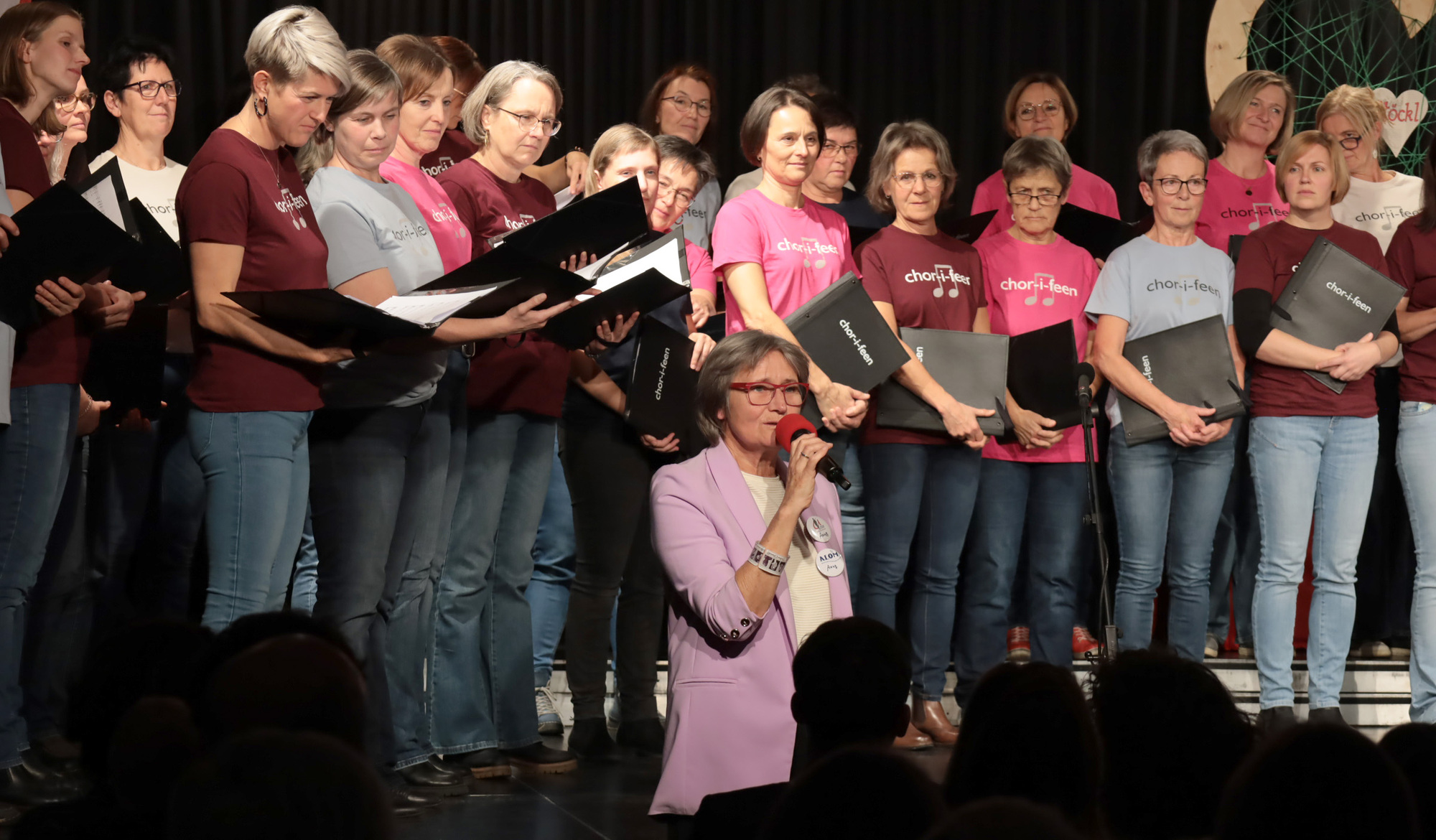 Anna mit den Chor-I-Feen