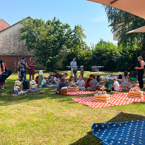 Familienpicknick im Pfarrgarten