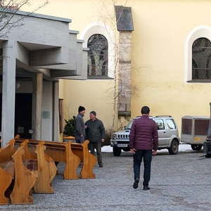 Ausräumen der Kirche am 29.01.2016